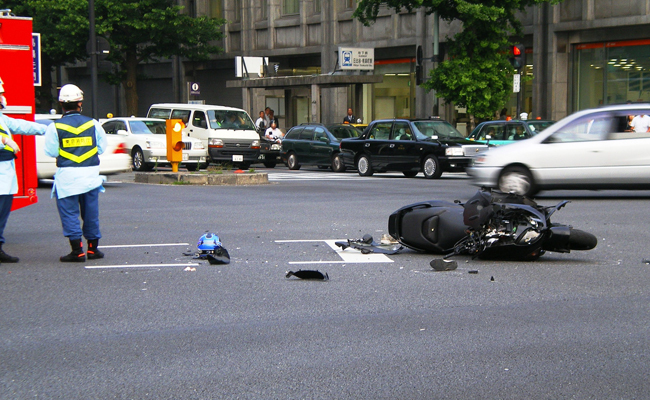 ビートたけしの事故後の顔が壮絶なバイク事故を物語る トヨジのトレンドブログ